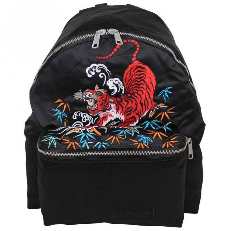 eastpak tiger